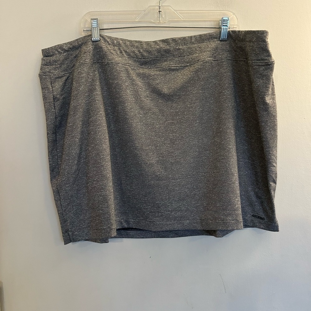 Ascend XXL Woman's Eiffel Tower Skorts Like New